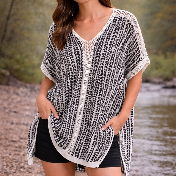 C. Wonder Tops - C Wonder Women’s V-Neck Cap Sleeve High Low Linen Blend Tunic oversized Top XS/S